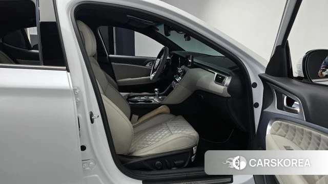 Genesis The New G70 2021 Белый из Кореи, фото 2