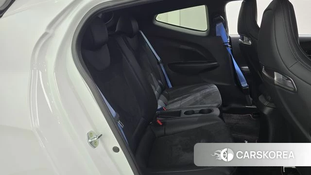 Hyundai Veloster (JS) 2021 Белый из Кореи, фото 2