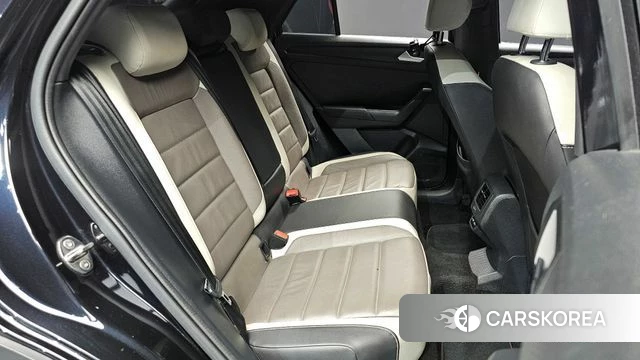 Volkswagen T-Roc 2021 Черный из Кореи, фото 2