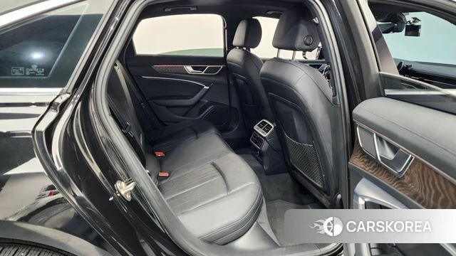 Audi A6 (C8) 2020 Черный из Кореи, фото 2