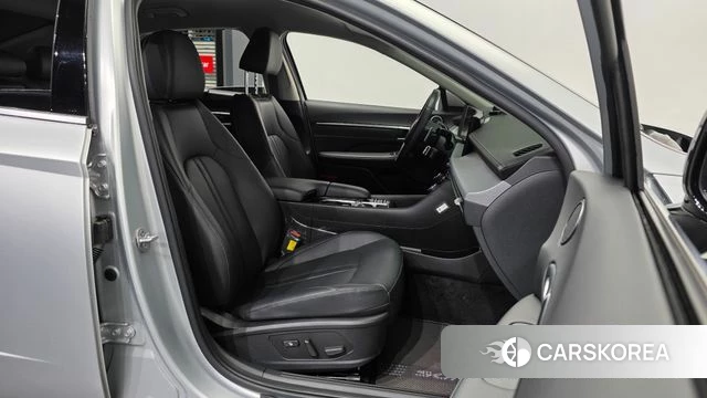 Hyundai Sonata D Edge (DN8) 2025 Серебряный из Кореи, фото 2
