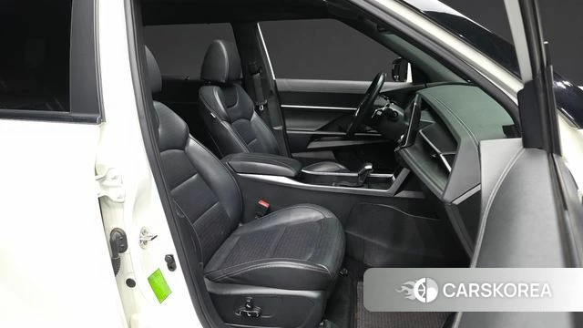 Ssangyong Torres 2022 Белый из Кореи, фото 2
