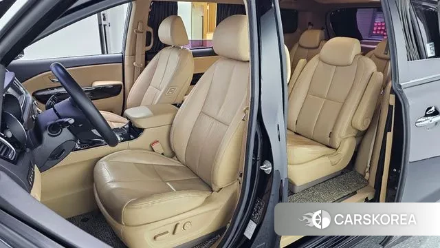 Kia The New Carnival 2018 Черный из Кореи, фото 2