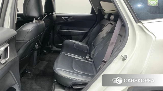 Kia Sportage 5th Generation 2023 Белый из Кореи, фото 2