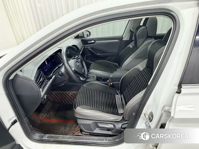Volkswagen Sagitar 2022 Белый из Китая, фото 2