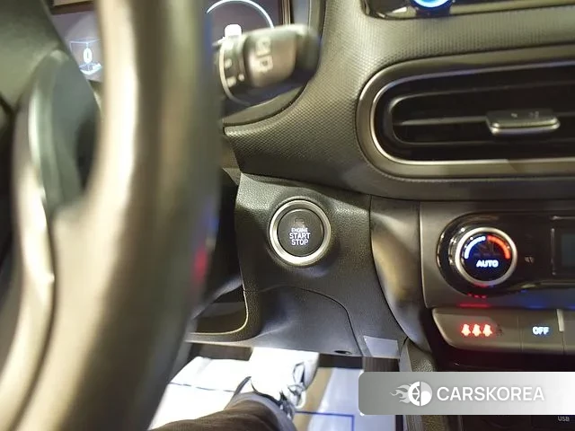 Hyundai The New Kona 2021 Белый из Кореи, фото 2