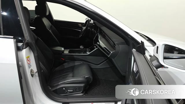 Audi A7 (4K) 2021 Белый из Кореи, фото 2