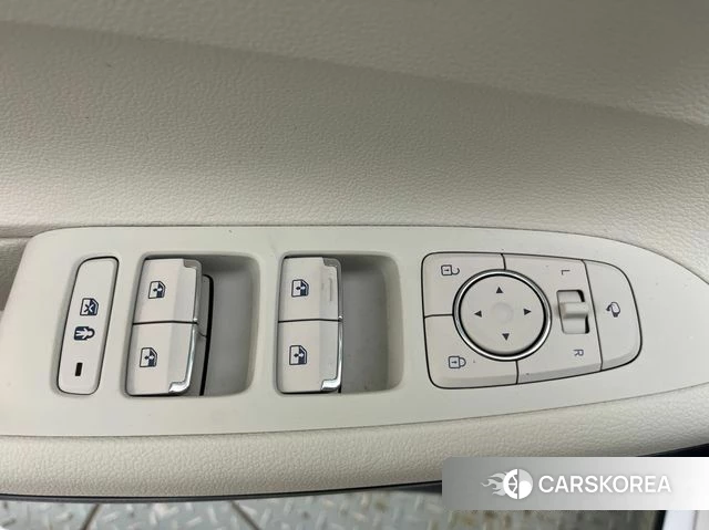 Hyundai The New Grandeur IG Hybrid 2022 Белый из Кореи, фото 2