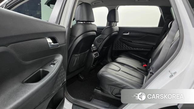Hyundai The New Santa Fe 2022 Белый из Кореи, фото 2