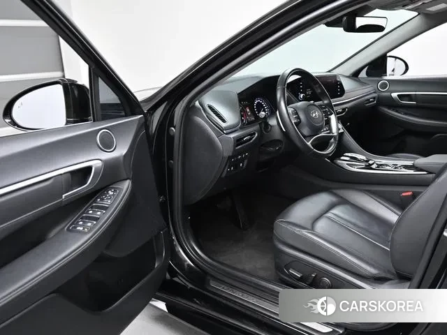 Hyundai Sonata (DN8) 2022 Черный из Кореи, фото 2