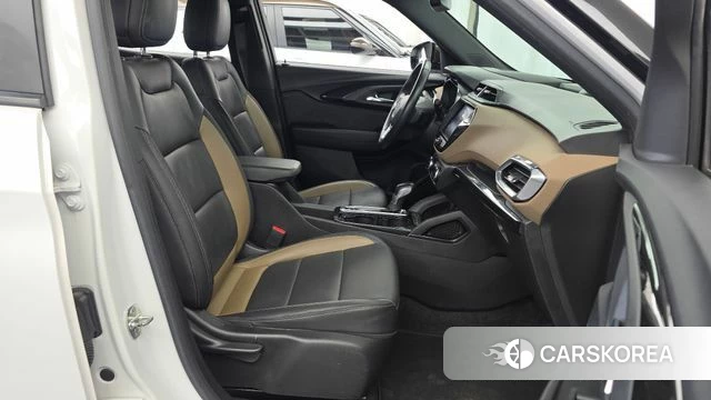 Chevrolet (GM Daewoo) Trailblazer 2021 Белый из Кореи, фото 2