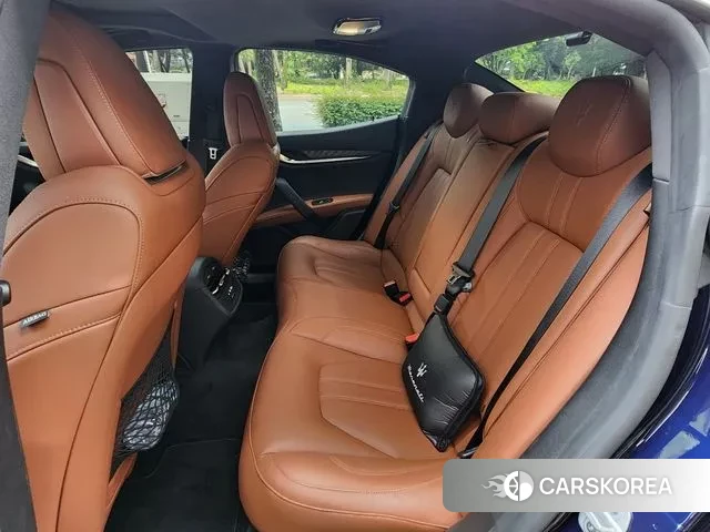 Maserati Ghibli id 3155002 из Кореи 2