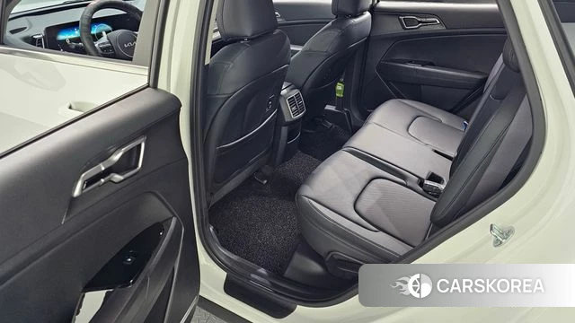 Kia Sportage 5th Generation 2022 Белый из Кореи, фото 2