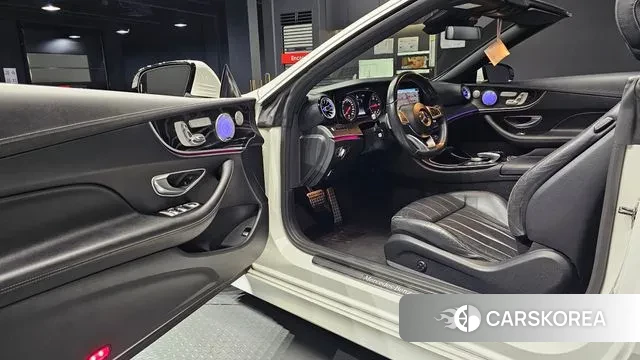 Mercedes-Benz E-Class W213 2018 Белый из Кореи, фото 2