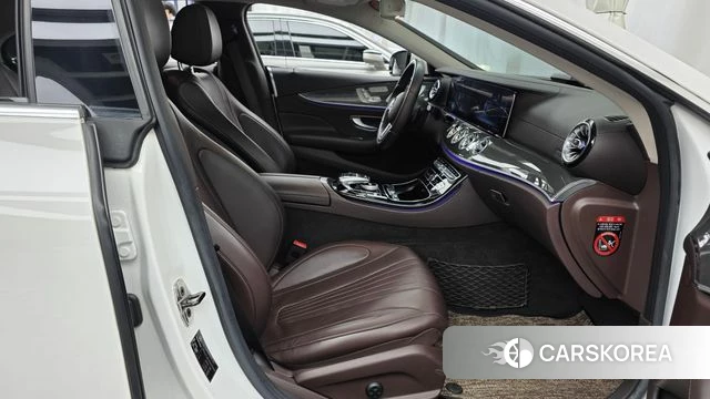 Mercedes-Benz CLS-Class C257 2019 Белый из Кореи, фото 2