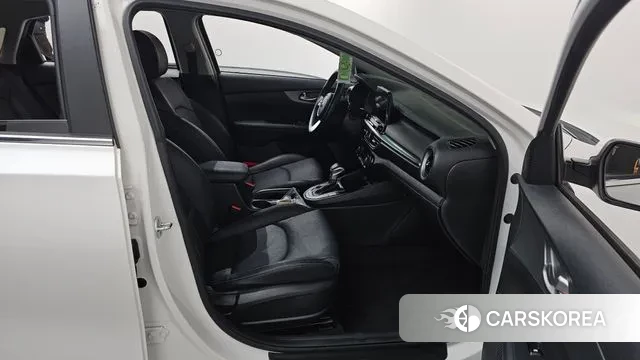 Kia Come New K3 2021 Белый из Кореи, фото 2