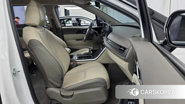 Kia Carnival 4th generation 2021 Белый из Кореи, фото 2