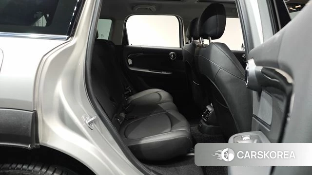 Mini Cooper Countryman 2023 Серебряный из Кореи, фото 2