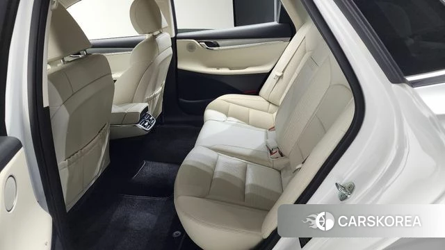 Hyundai The New Grandeur IG Hybrid 2022 Белый из Кореи, фото 2