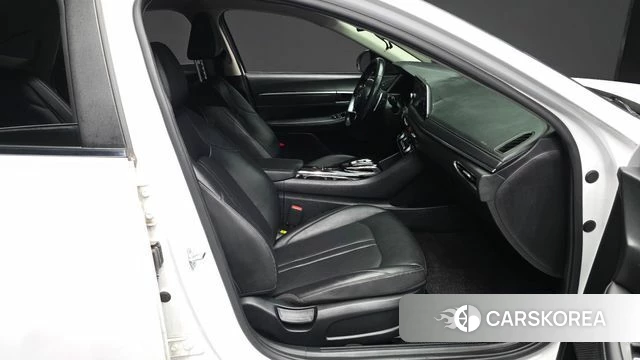 Hyundai Sonata (DN8) 2022 Белый из Кореи, фото 2