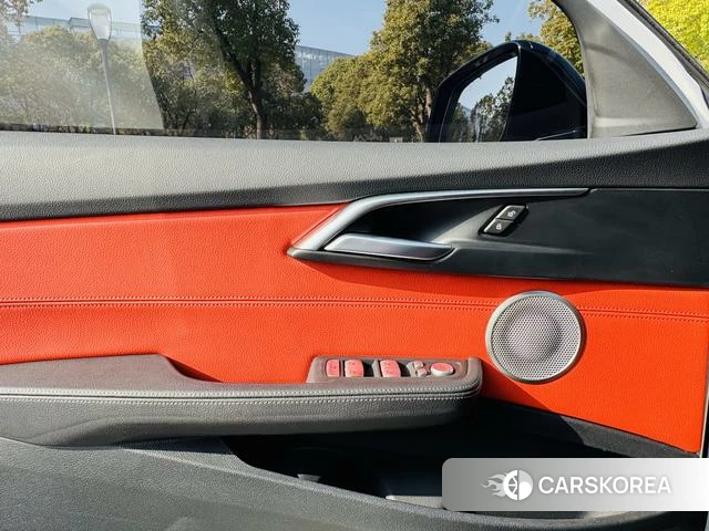 BMW 1 series 2023 Белый из Китая, фото 2