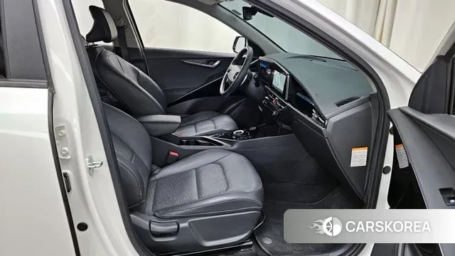 Kia Di All New Niro EV 2023 Белый из Кореи, фото 2