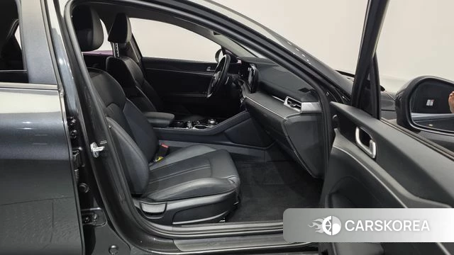 Kia K5 3rd generation 2021 Серый из Кореи, фото 2