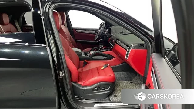 Porsche Cayenne (PO536) 2023 Черный из Кореи, фото 2