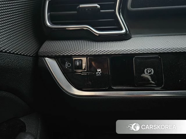Kia Sportage 5th Generation 2023 Белый из Кореи, фото 2
