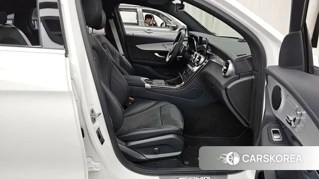 Mercedes-Benz GLC-Class X253 2023 Белый из Кореи, фото 2