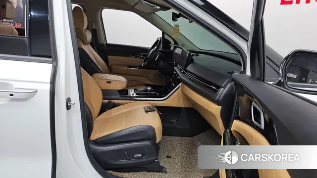 Kia Carnival 4th generation 2020 Белый двухцветный из Кореи, фото 2