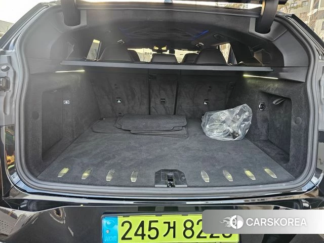 BMW XM (G09) 2023 Черный из Кореи, фото 2