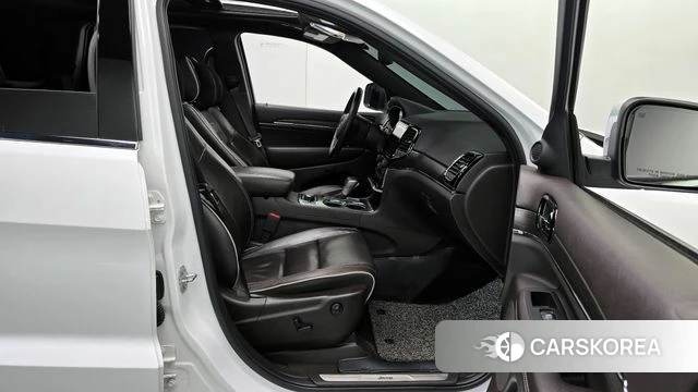 Jeep Grand Cherokee 2019 Белый из Кореи, фото 2