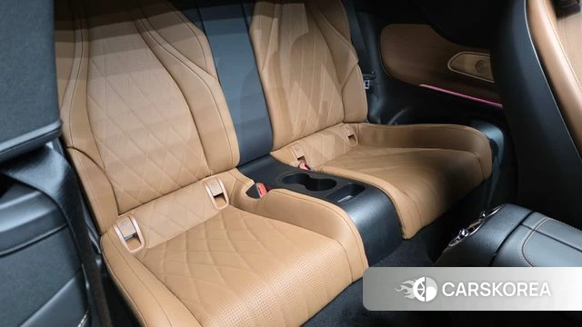 Mercedes-Benz CLE-Class C236 2024 Белый из Кореи, фото 2