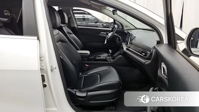 Kia Sportage 5th Generation 2022 Белый из Кореи, фото 2