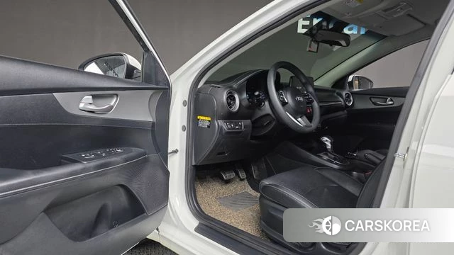 Kia Come New K3 2019 Белый из Кореи, фото 2