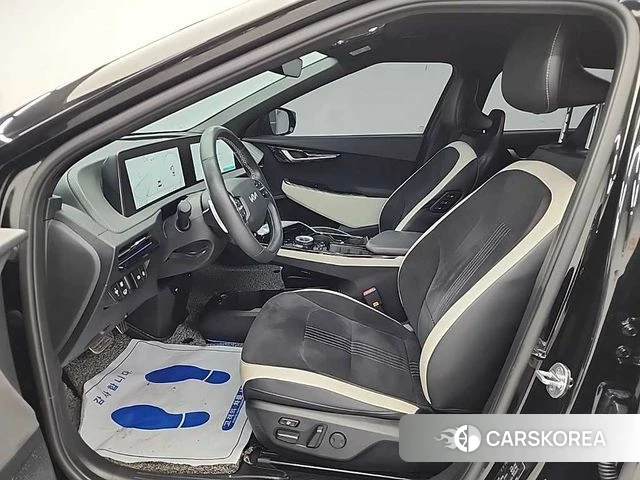 Kia EV6 2021 Черный из Кореи, фото 2