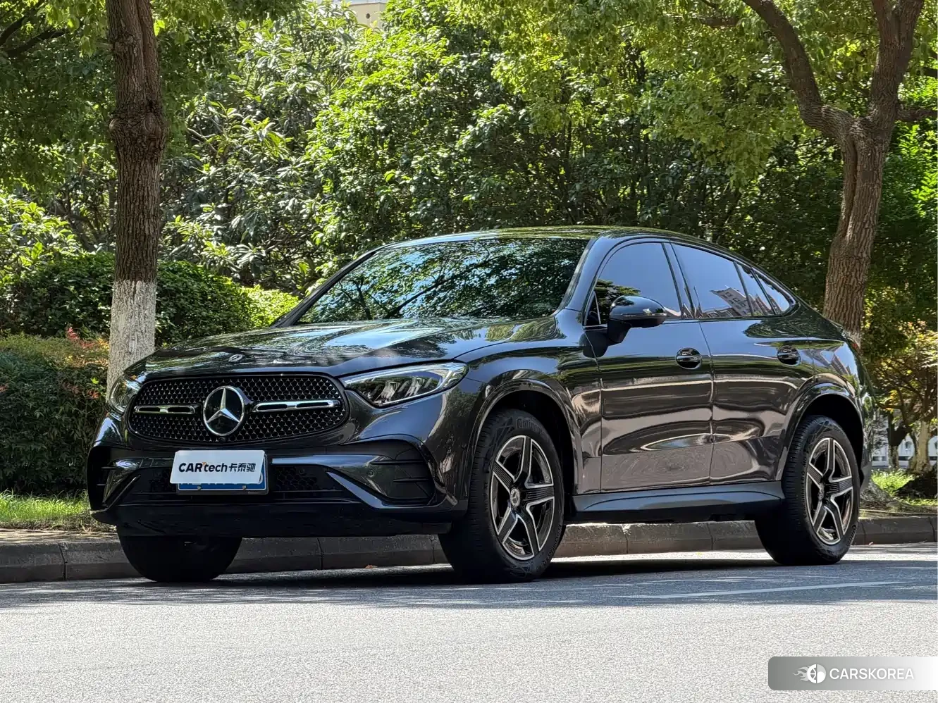Mercedes-Benz GLC Coupe 2025 Silver/gray из Китая, фото 2