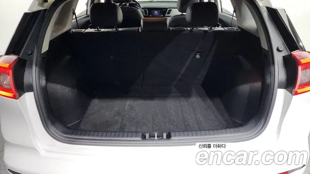 Kia Niro 2018 Белый из Кореи, фото 2