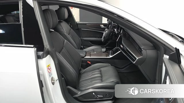 Audi A7 (4K) 2023 Белый из Кореи, фото 2
