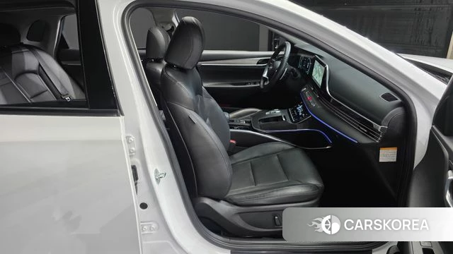 Hyundai The New Grandeur IG Hybrid 2021 Белый из Кореи, фото 2