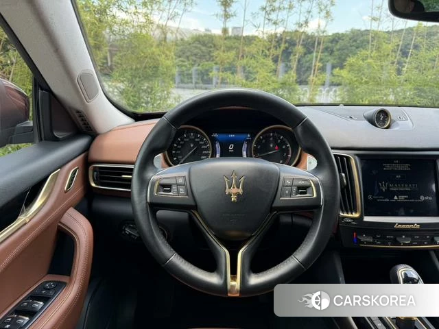 Maserati Levante 2018 Красный из Китая, фото 2