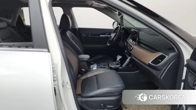 Kia Seltos 2021 Белый из Кореи, фото 2