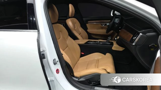Volvo S90 2019 Белый из Кореи, фото 2