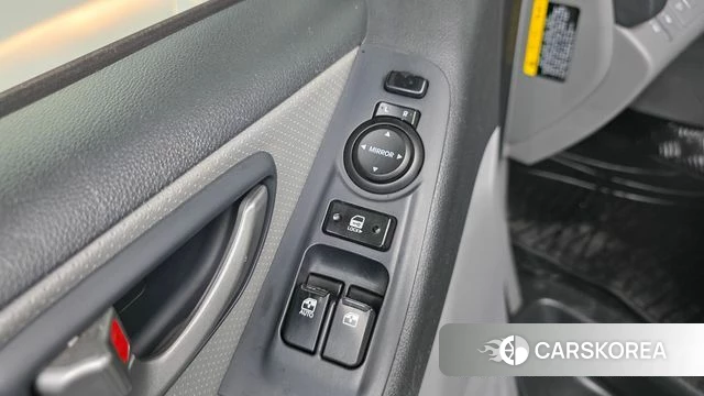 Hyundai The New Grand Starex 2018 Белый из Кореи, фото 2