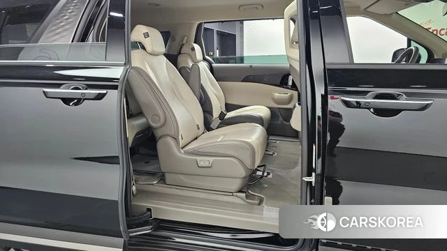 Kia The New Carnival 4th Generation 2024 Черный из Кореи, фото 2