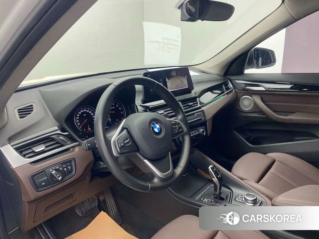 BMW X1 2021 Белый из Китая, фото 2