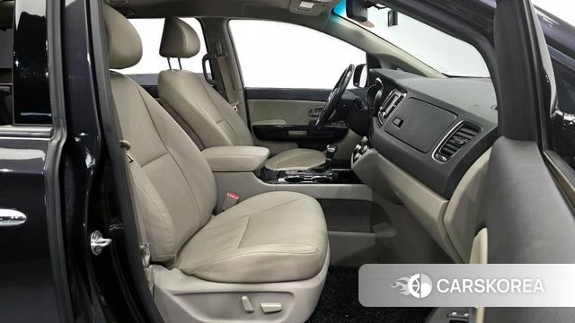 Kia The New Carnival 2018 Серый из Кореи, фото 2