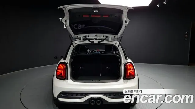 Mini Cooper S 2024 Белый из Кореи, фото 2