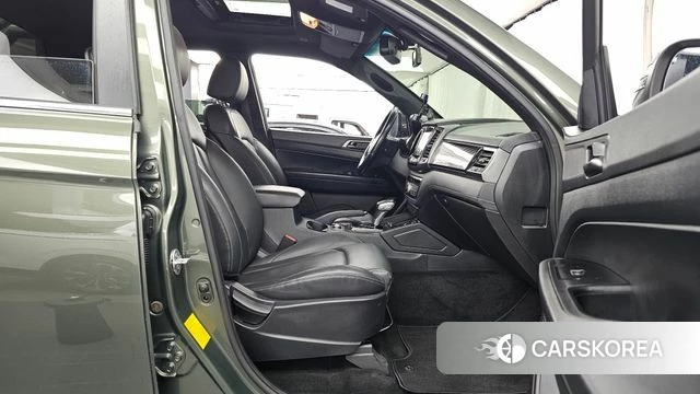 Ssangyong The New Rexton Sport 2021 Темно-зеленый из Кореи, фото 2